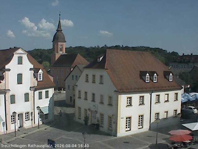 Archiv Foto Webcam Treuchtlingen Rathausplatz