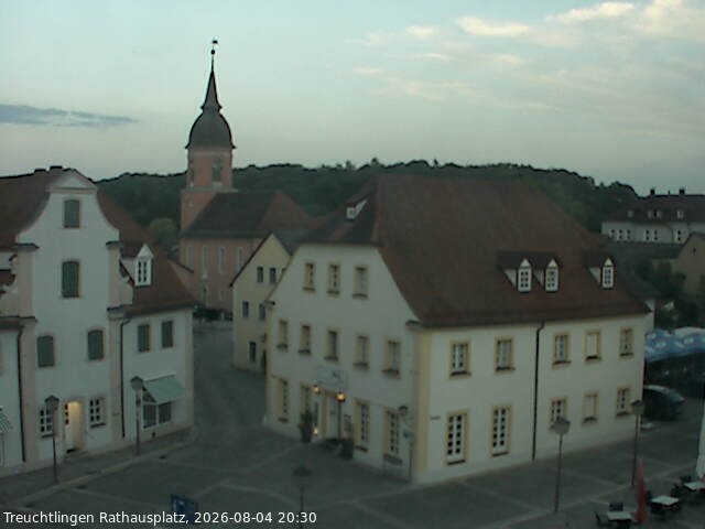 Archiv Foto Webcam Treuchtlingen Rathausplatz