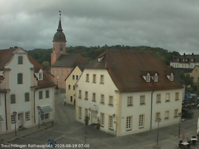 Archiv Foto Webcam Treuchtlingen Rathausplatz