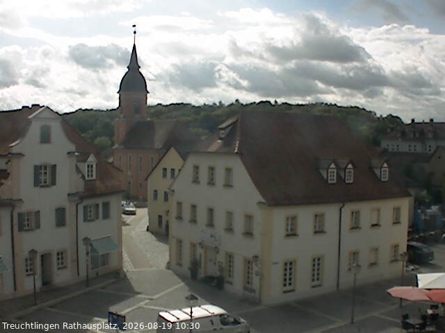 Archiv Foto Webcam Treuchtlingen Rathausplatz