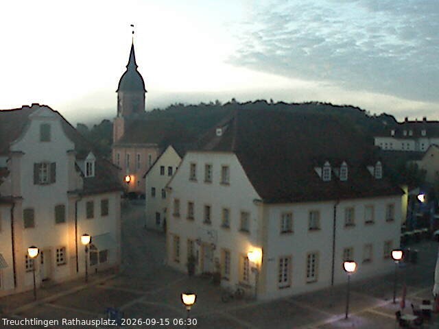 Archiv Foto Webcam Treuchtlingen Rathausplatz