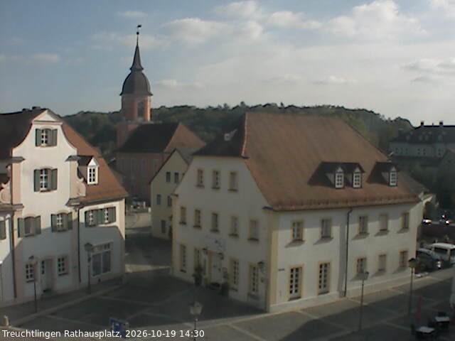 Archiv Foto Webcam Treuchtlingen Rathausplatz