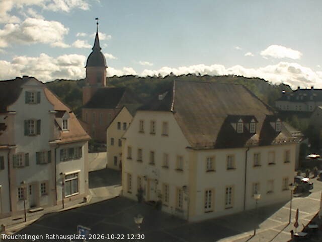 Archiv Foto Webcam Treuchtlingen Rathausplatz