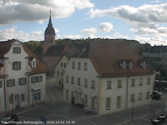 Archiv Foto Webcam Treuchtlingen Rathausplatz