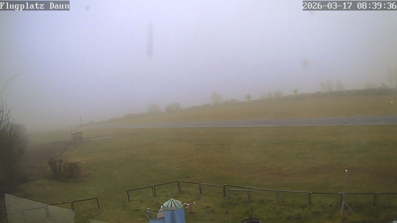 Archiv Foto Webcam Flugplatz Daun Senheld