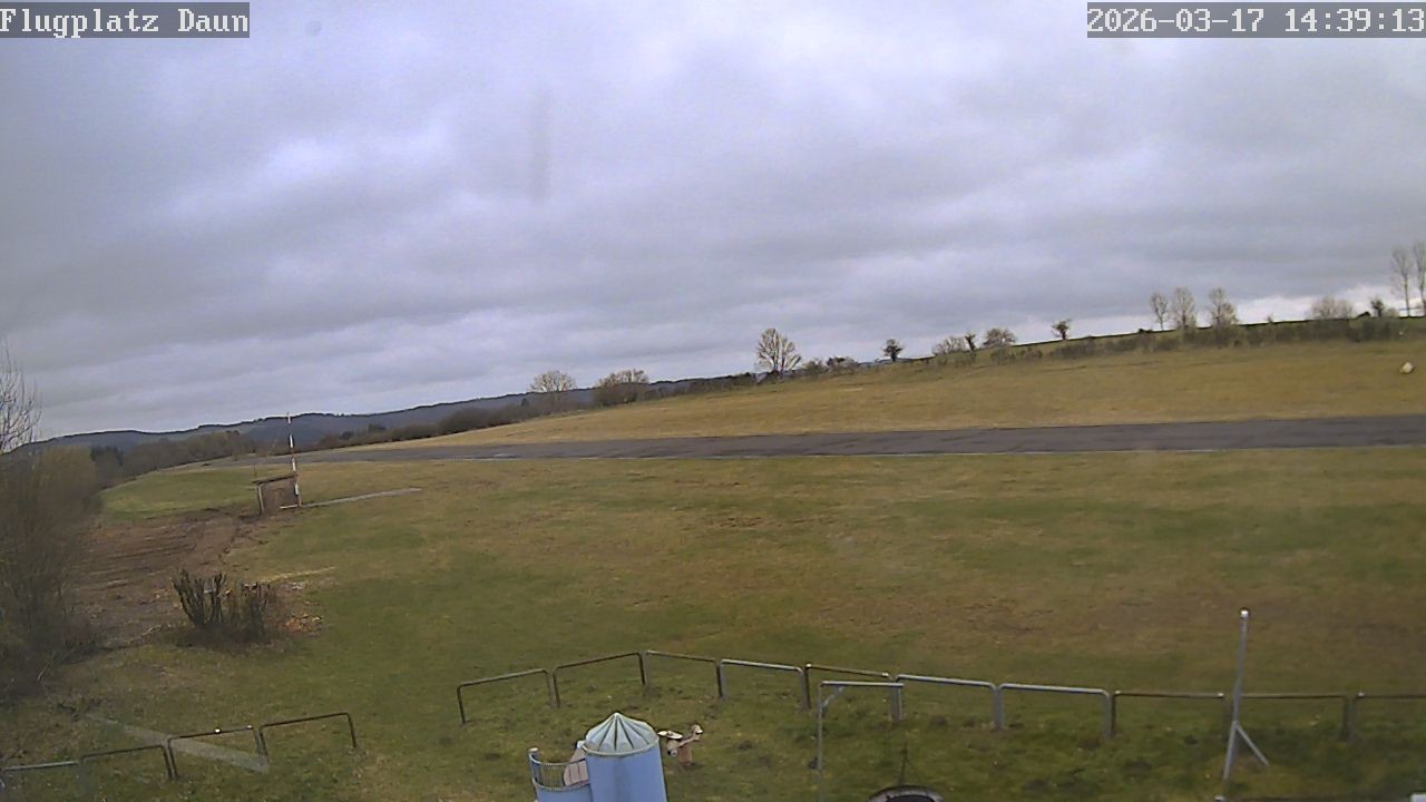 Archiv Foto Webcam Flugplatz Daun Senheld