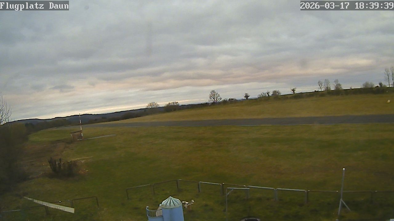 Archiv Foto Webcam Flugplatz Daun Senheld