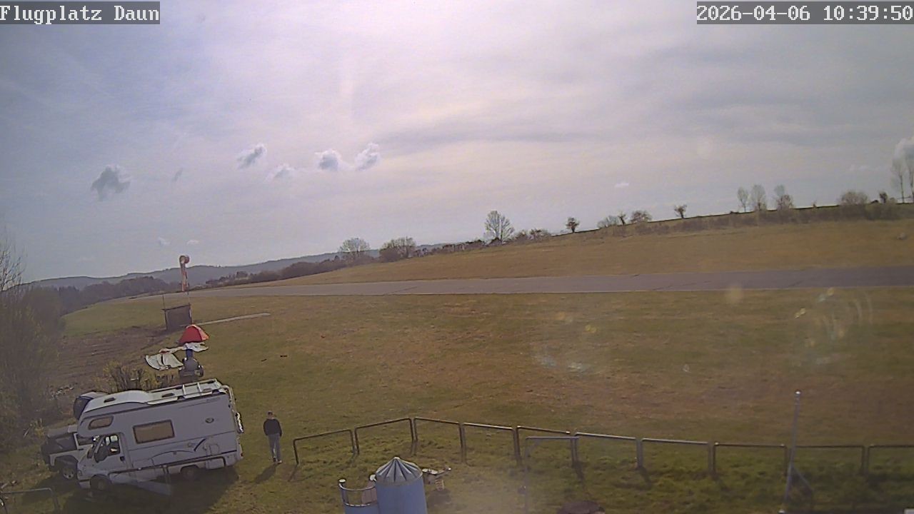 Archiv Foto Webcam Flugplatz Daun Senheld