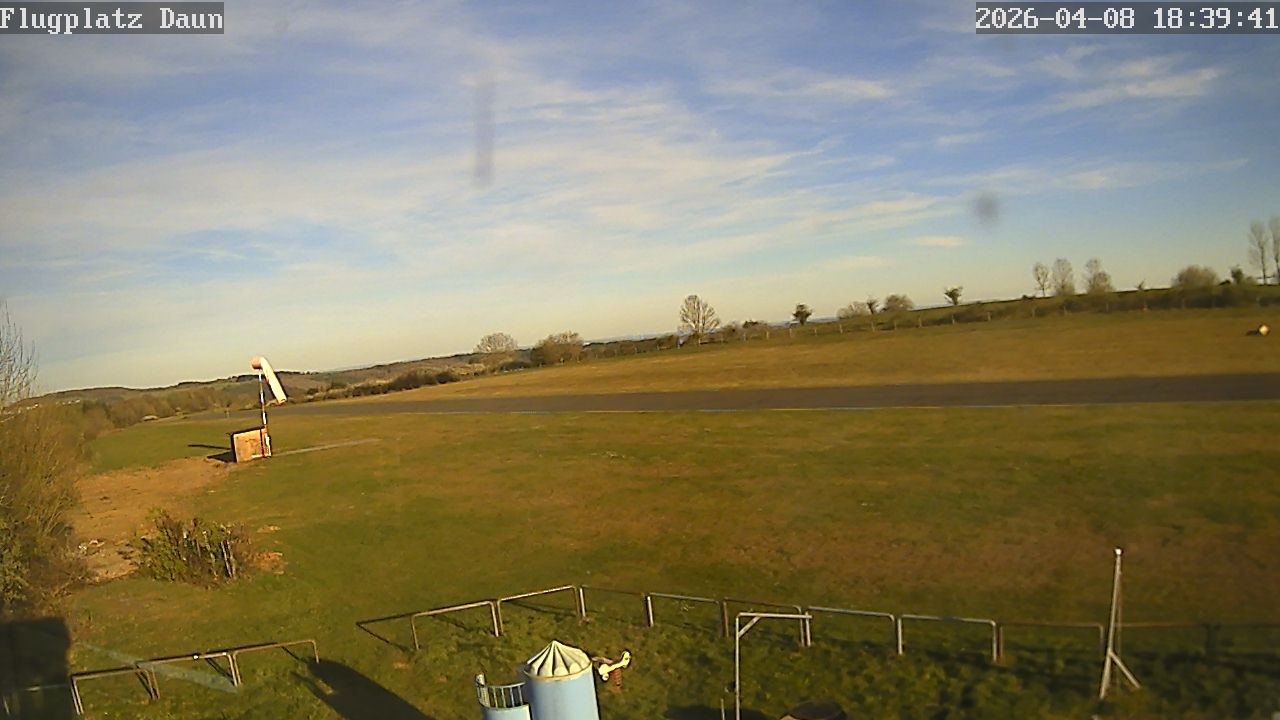 Archiv Foto Webcam Flugplatz Daun Senheld