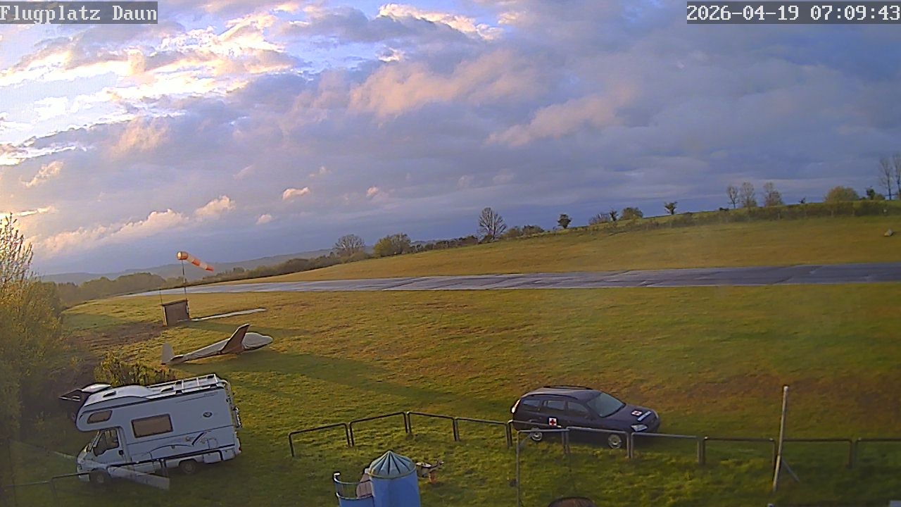 Archiv Foto Webcam Flugplatz Daun Senheld