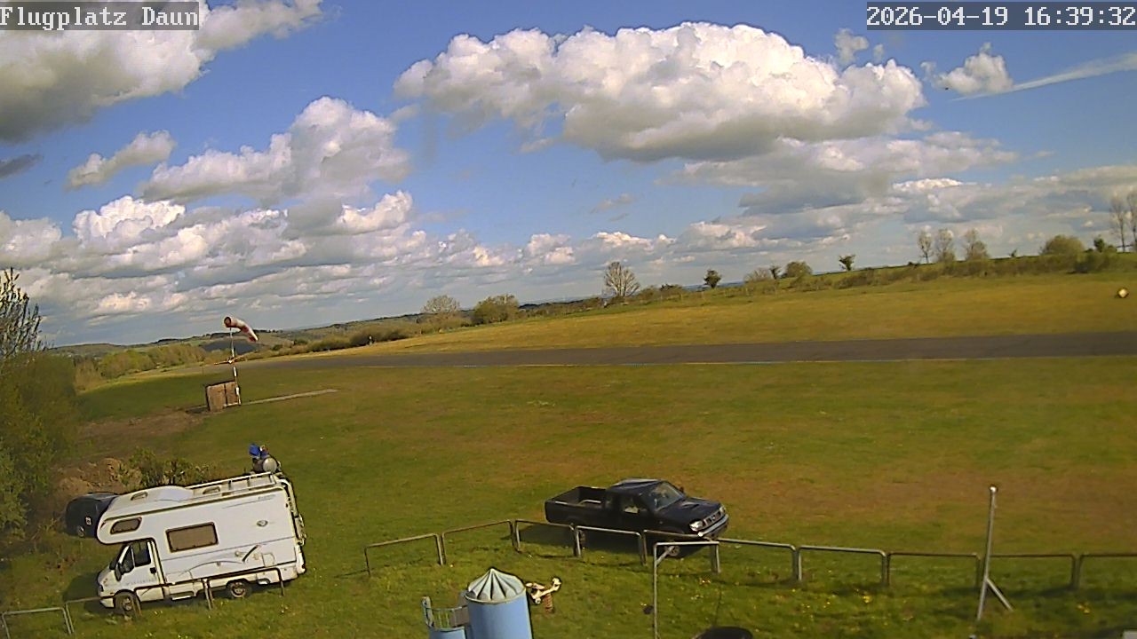 Archiv Foto Webcam Flugplatz Daun Senheld