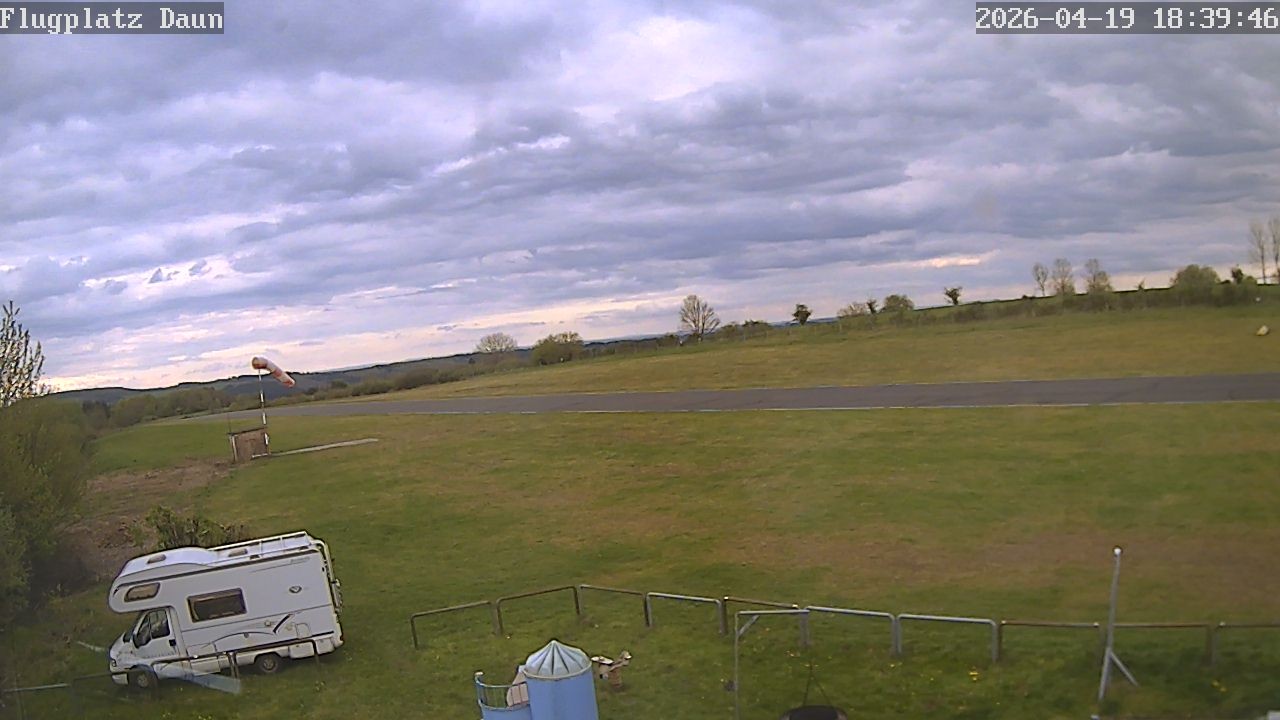 Archiv Foto Webcam Flugplatz Daun Senheld