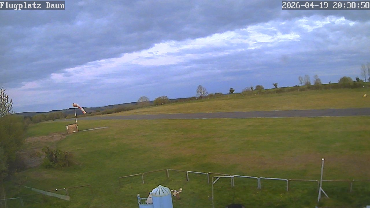 Archiv Foto Webcam Flugplatz Daun Senheld