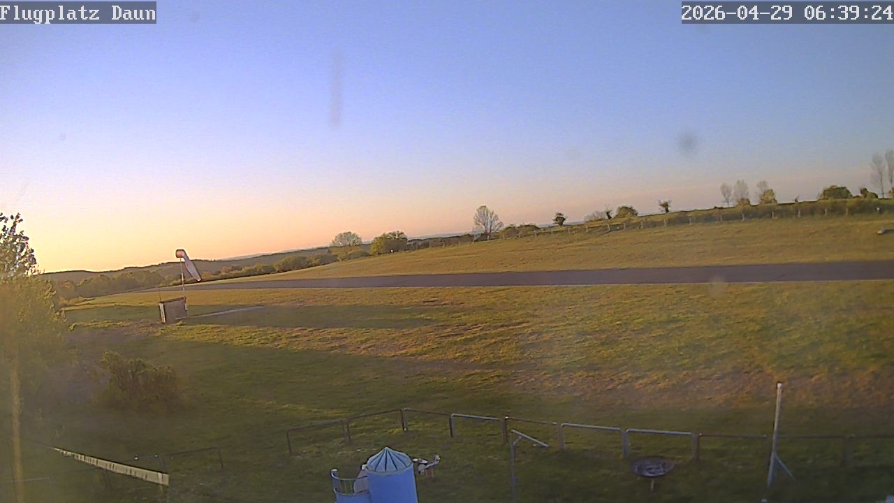 Archiv Foto Webcam Flugplatz Daun Senheld