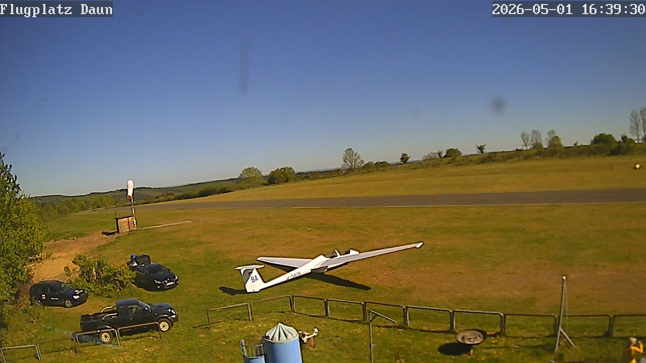 Archiv Foto Webcam Flugplatz Daun Senheld