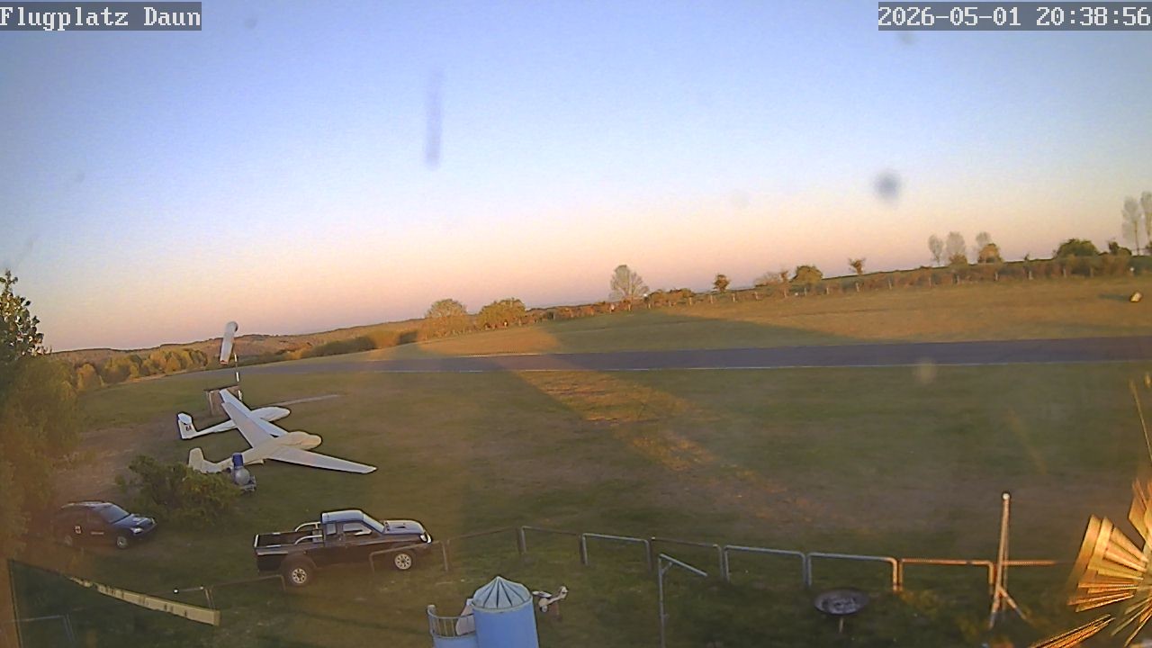 Archiv Foto Webcam Flugplatz Daun Senheld