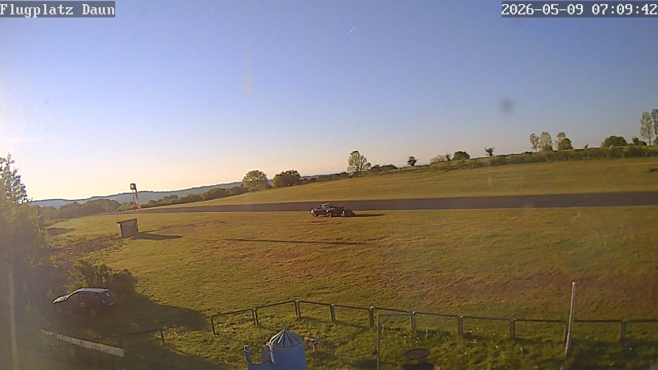 Archiv Foto Webcam Flugplatz Daun Senheld