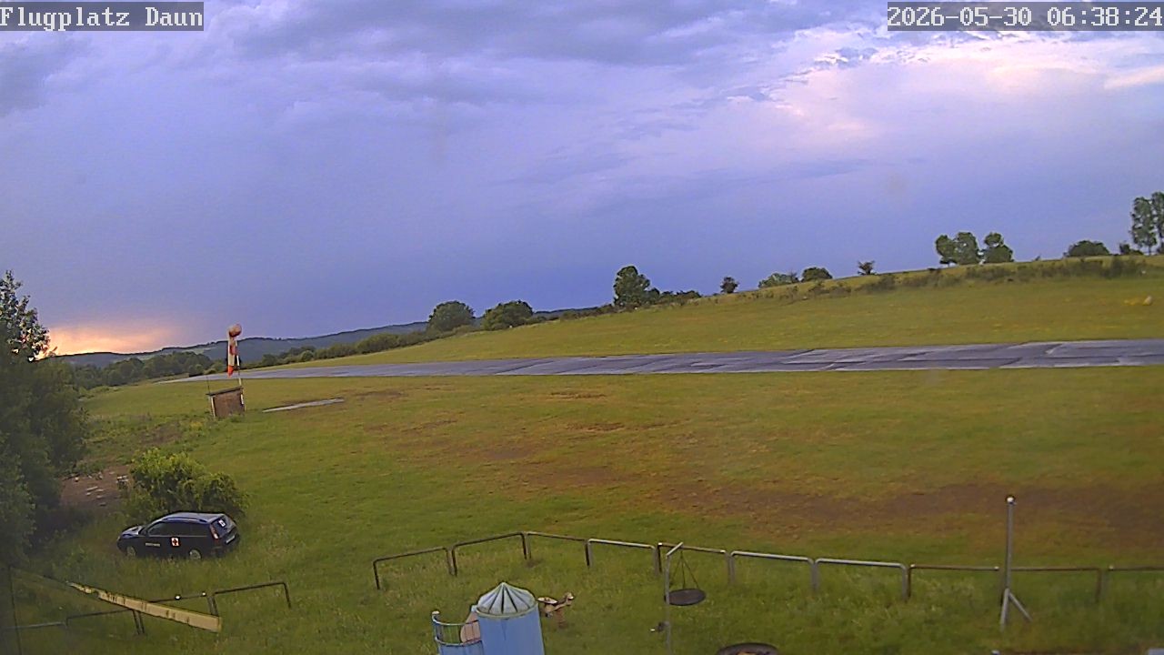 Archiv Foto Webcam Flugplatz Daun Senheld