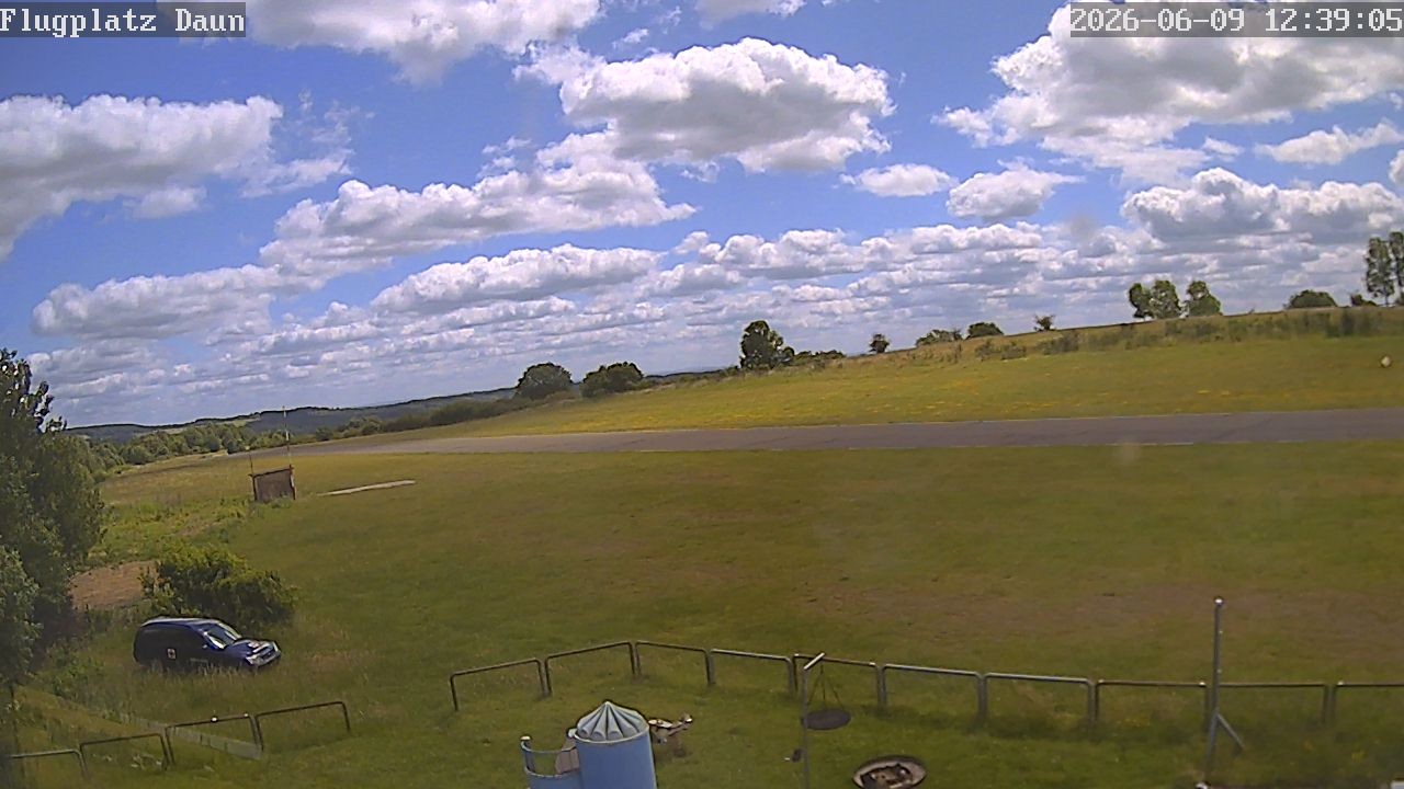 Archiv Foto Webcam Flugplatz Daun Senheld