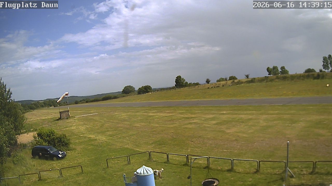 Archiv Foto Webcam Flugplatz Daun Senheld