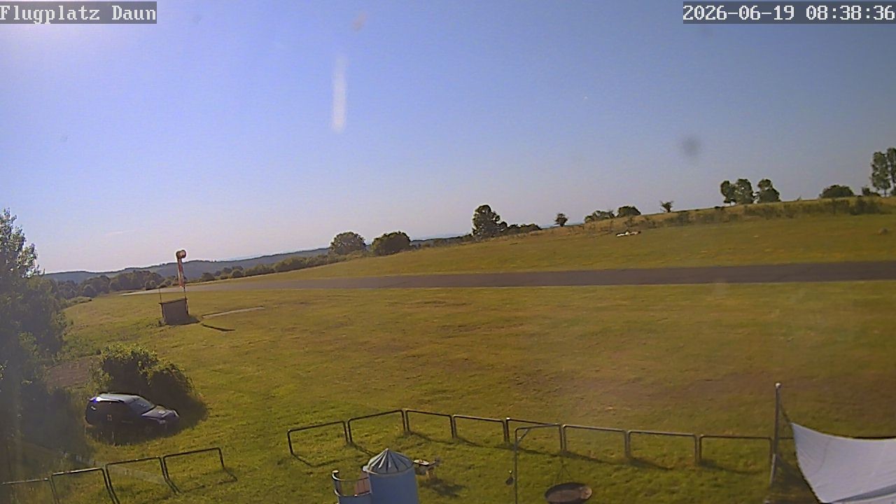 Archiv Foto Webcam Flugplatz Daun Senheld