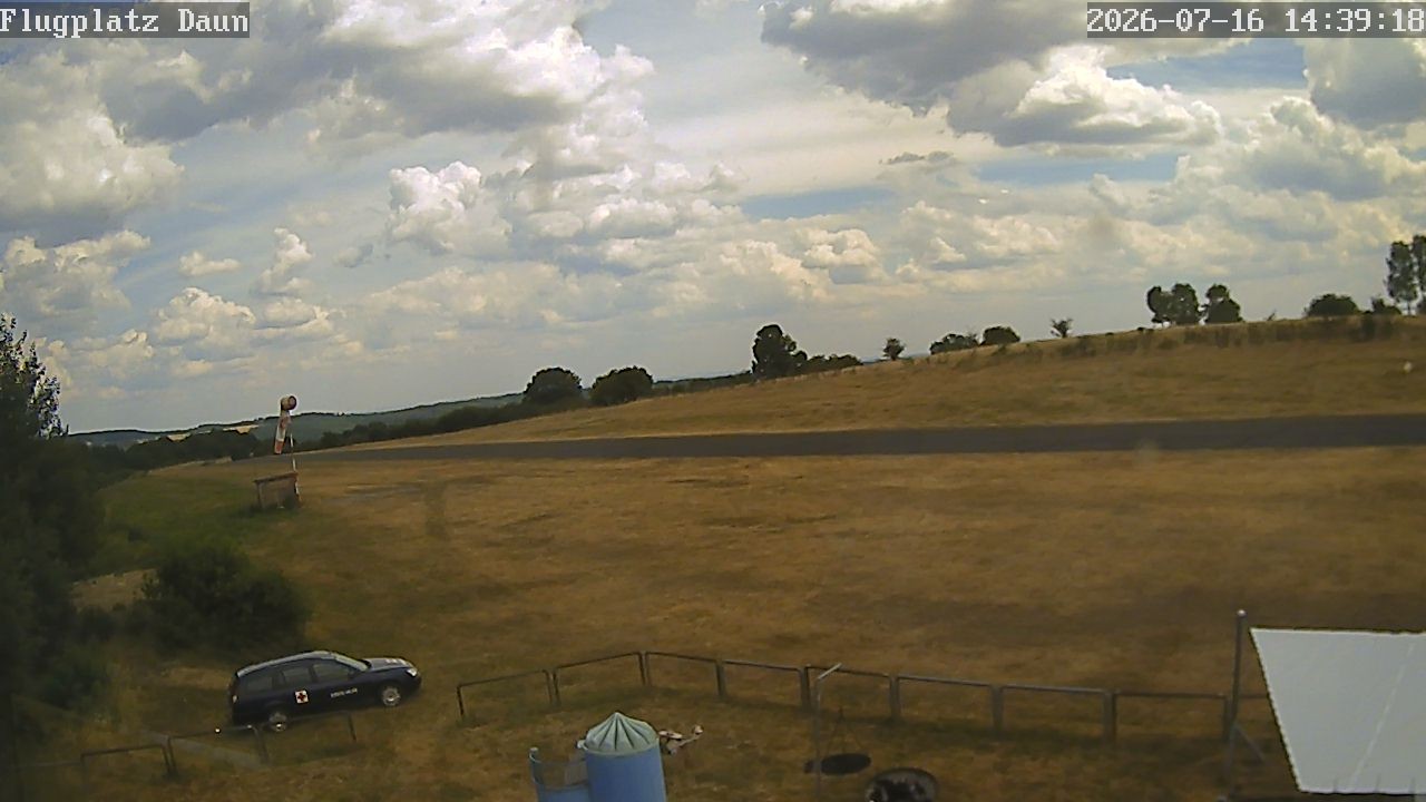 Archiv Foto Webcam Flugplatz Daun Senheld