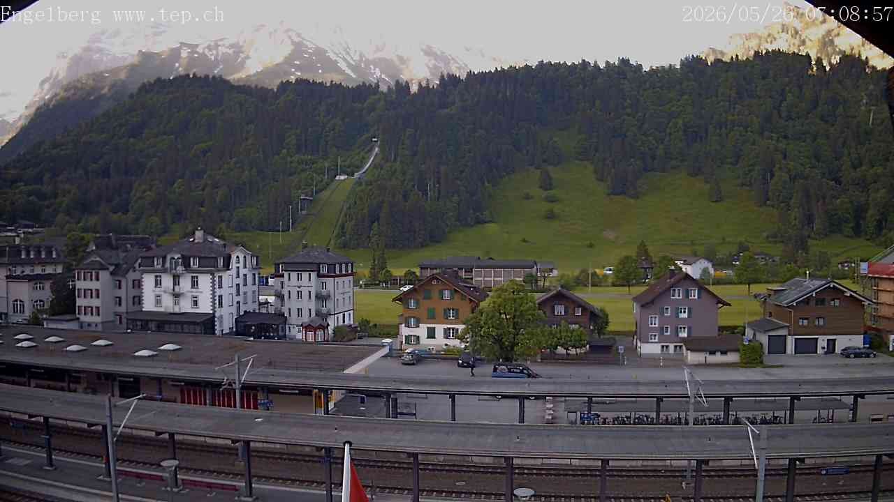 Archived image Webcam Engelberg: Train Station