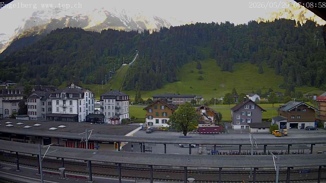 Archived image Webcam Engelberg: Train Station
