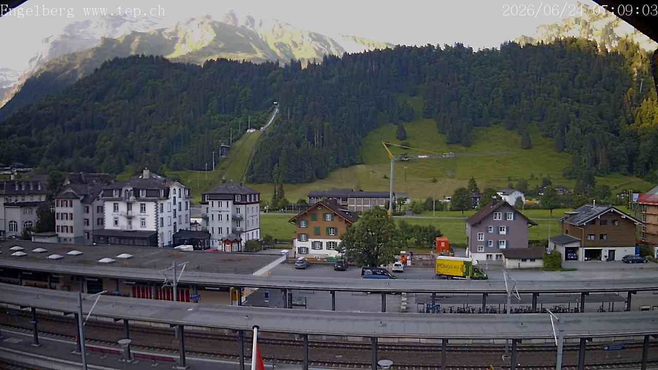 Archived image Webcam Engelberg: Train Station