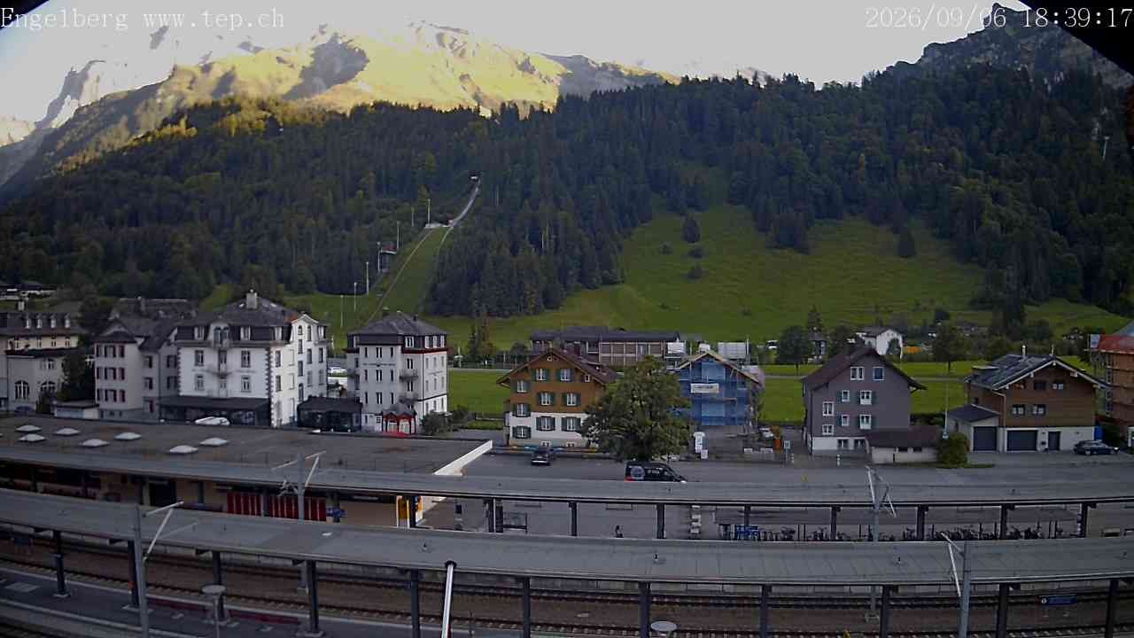 Archived image Webcam Engelberg: Train Station