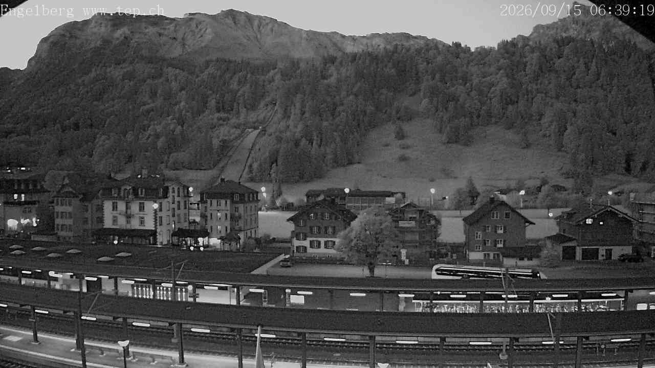 Archived image Webcam Engelberg: Train Station