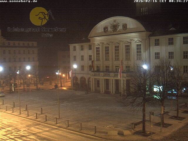 Archiv Foto Webcam Bahnhofplatz Sonneberg - Neues Rathaus