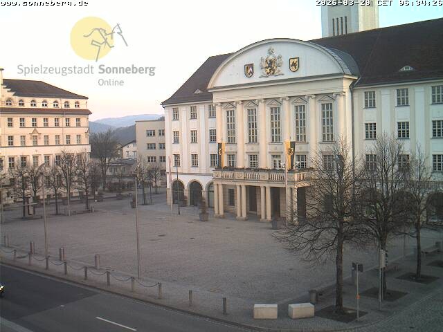 Archiv Foto Webcam Bahnhofplatz Sonneberg - Neues Rathaus