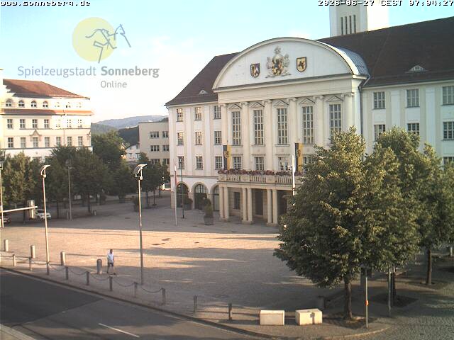 Archiv Foto Webcam Bahnhofplatz Sonneberg - Neues Rathaus