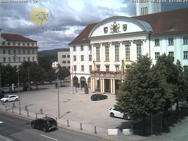 Archiv Foto Webcam Bahnhofplatz Sonneberg - Neues Rathaus