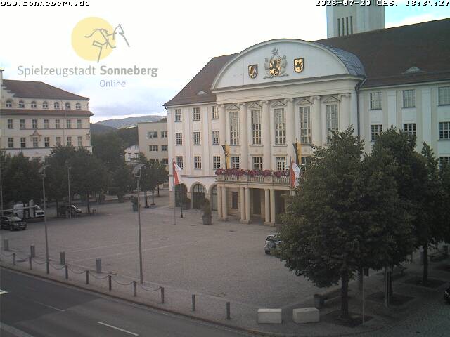 Archiv Foto Webcam Bahnhofplatz Sonneberg - Neues Rathaus