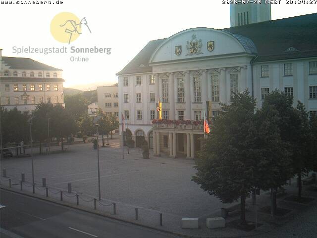 Archiv Foto Webcam Bahnhofplatz Sonneberg - Neues Rathaus