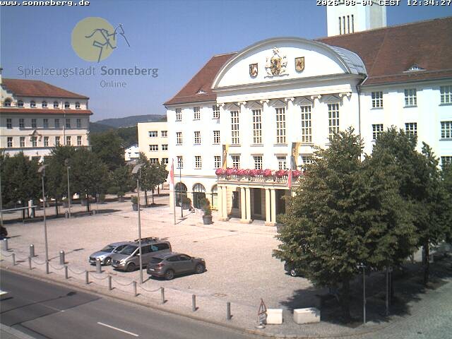 Archiv Foto Webcam Bahnhofplatz Sonneberg - Neues Rathaus