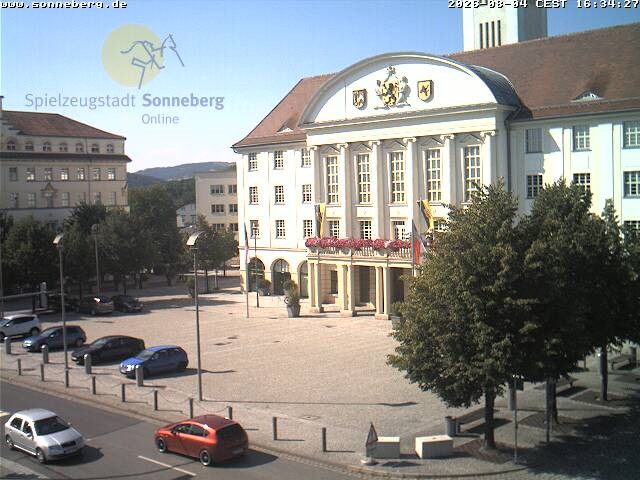 Archiv Foto Webcam Bahnhofplatz Sonneberg - Neues Rathaus