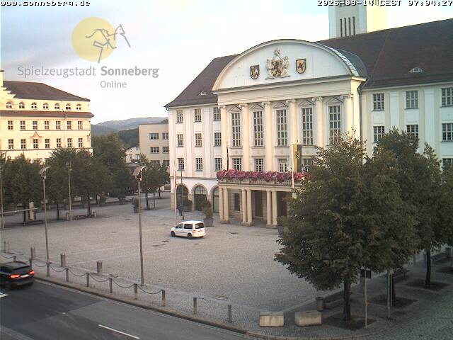 Archiv Foto Webcam Bahnhofplatz Sonneberg - Neues Rathaus