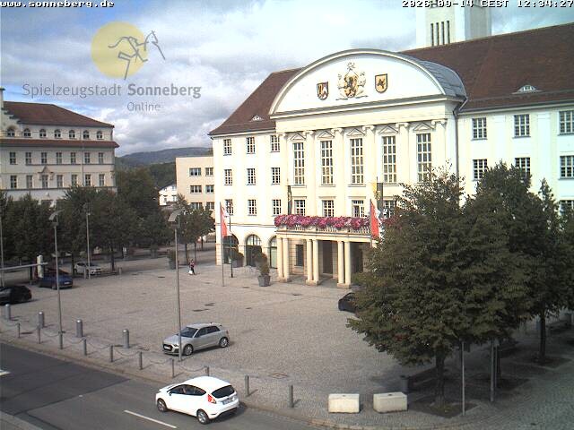 Archiv Foto Webcam Bahnhofplatz Sonneberg - Neues Rathaus
