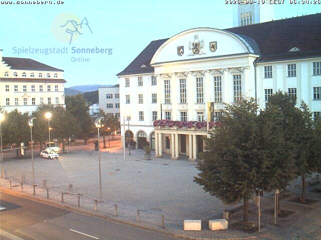 Archiv Foto Webcam Bahnhofplatz Sonneberg - Neues Rathaus