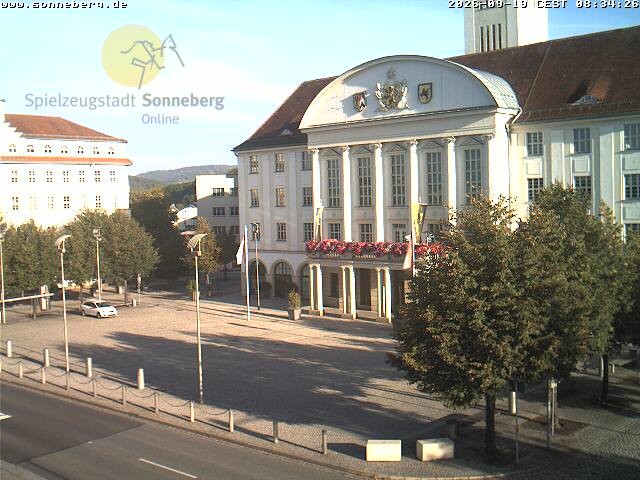 Archiv Foto Webcam Bahnhofplatz Sonneberg - Neues Rathaus