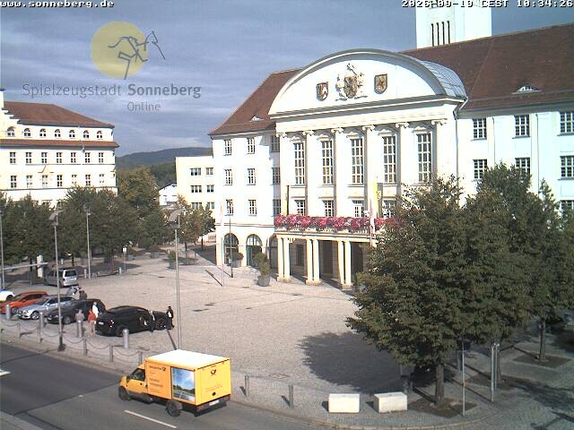 Archiv Foto Webcam Bahnhofplatz Sonneberg - Neues Rathaus