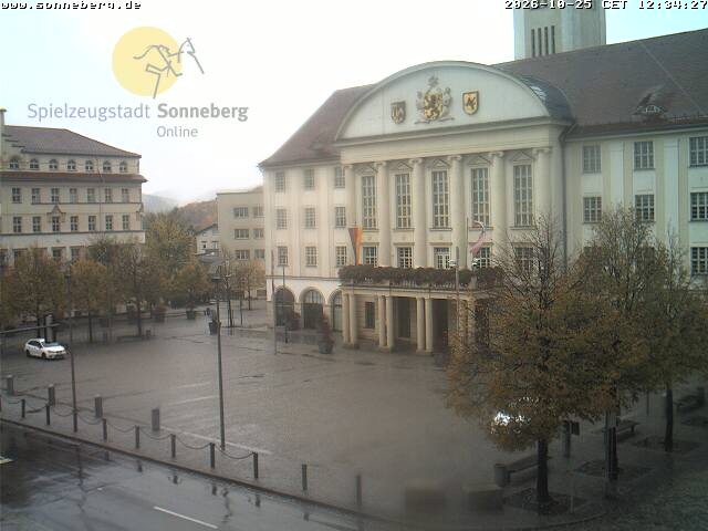 Archiv Foto Webcam Bahnhofplatz Sonneberg - Neues Rathaus