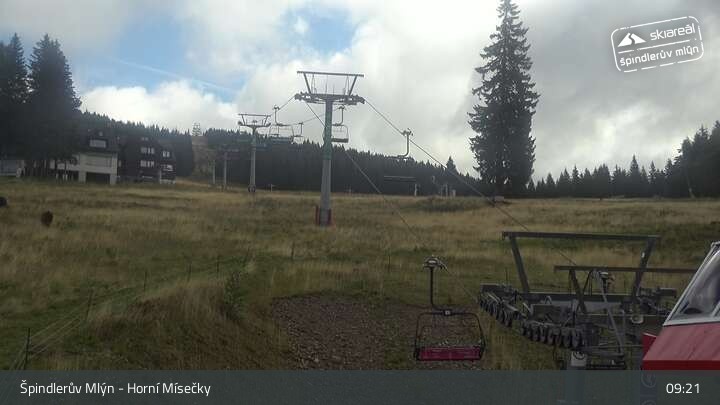 Archived image Webcam Špindlerův Mlýn: View Horní Mísečky