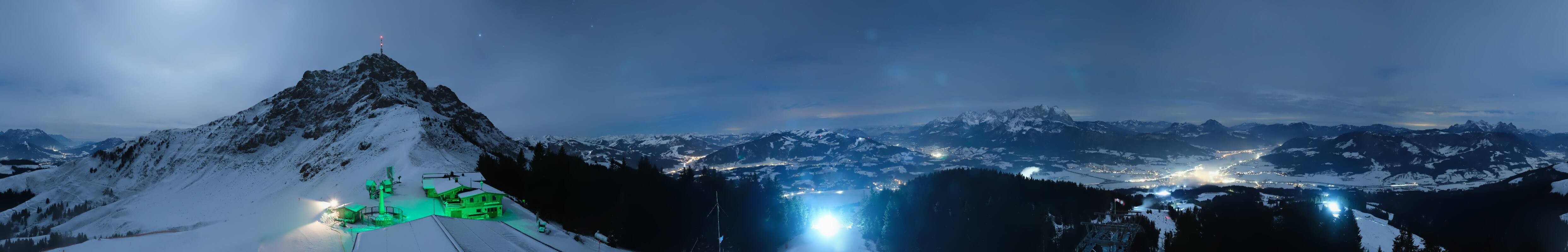 Archiv Foto Webcam St. Johann/Tirol: Blick von der Bergstation Harschbichl