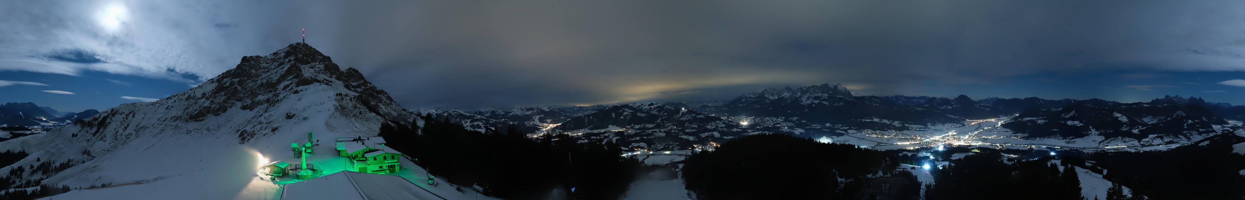Archiv Foto Webcam St. Johann/Tirol: Blick von der Bergstation Harschbichl