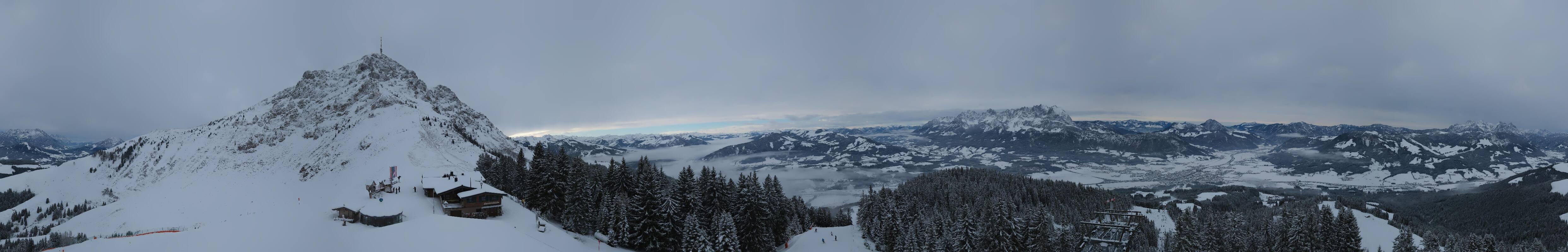 Archiv Foto Webcam St. Johann/Tirol: Blick von der Bergstation Harschbichl