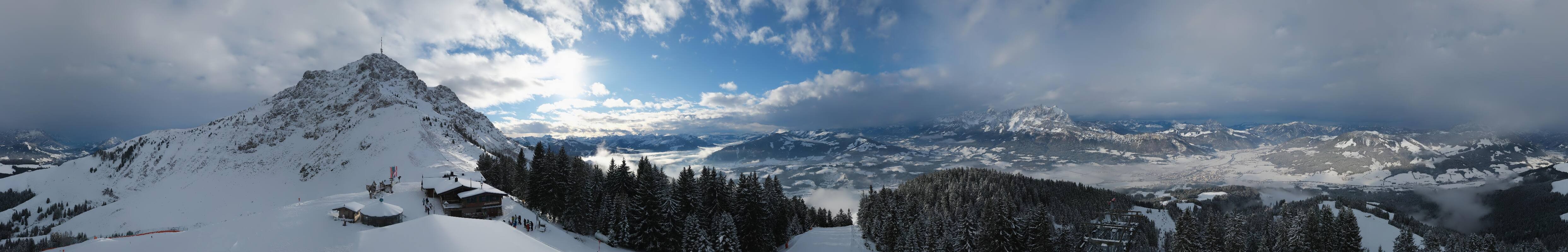 Archiv Foto Webcam St. Johann/Tirol: Blick von der Bergstation Harschbichl